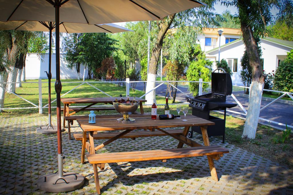 Hanul Piratilor Camping Village Navodari Bagian luar foto